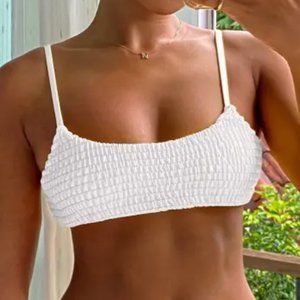 Smocked Bikini Top✨ **DISCOUNTED SHIPPING** 📦 ✈️